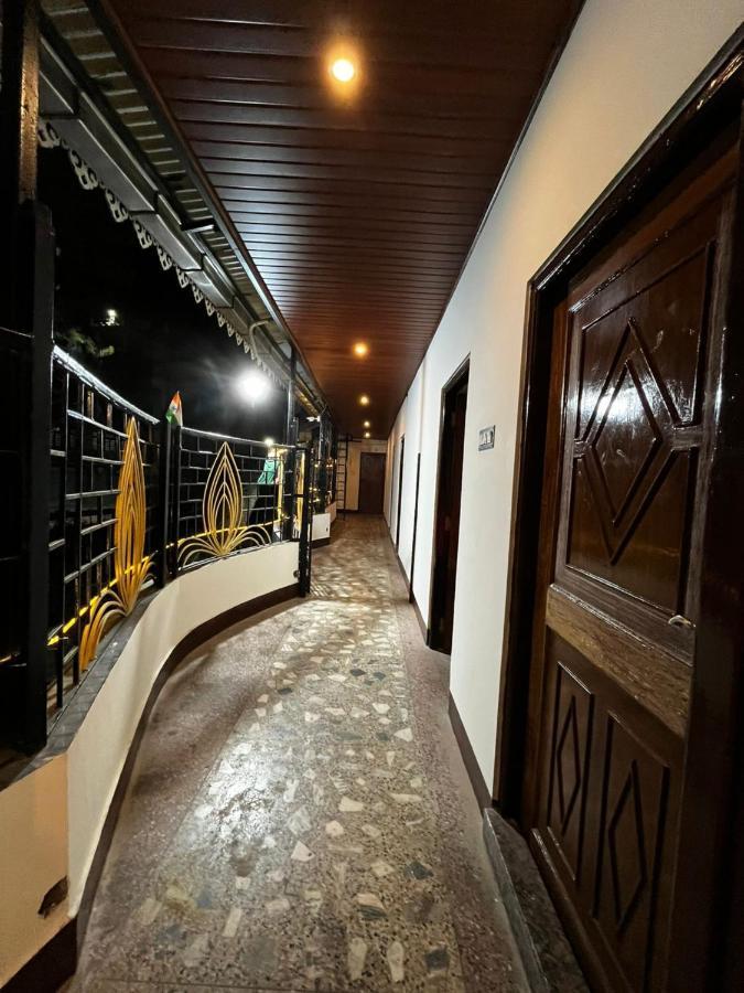 Goroomgo Kasturi Palace Darjeeling Darjeeling  Exterior photo